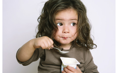 Proceso sobre guarda y custodia de menores y de alimentos