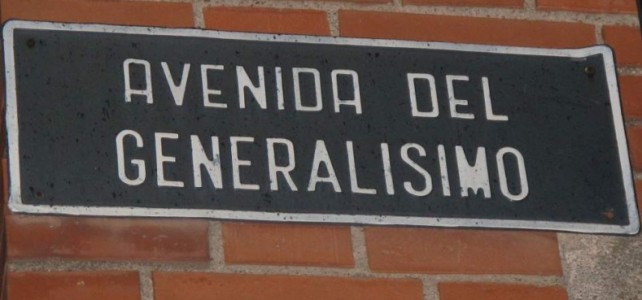 ¿Qué interrogantes legales plantea cambiar el nombre de una calle?