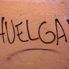 Derecho al honor: ¿Es legal llamar a una empresa “morosa” en una pancarta?